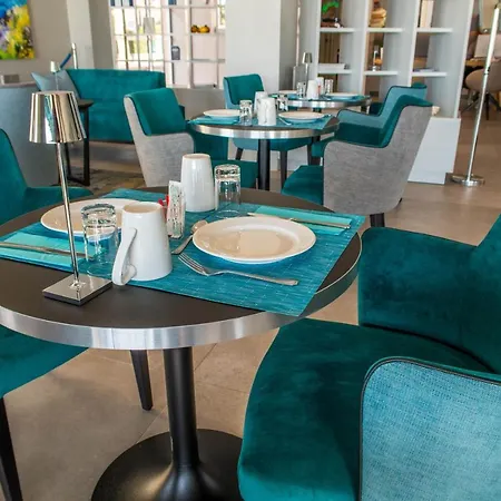 Princess Et Richmond Hotel 4*