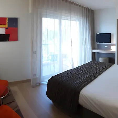 Princess Et Richmond Menton